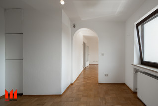 Hall 1
