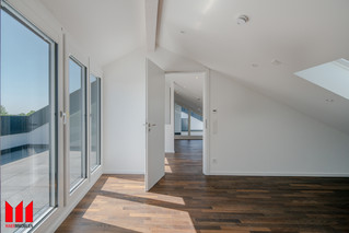 Camera da letto principale, mansarda 2