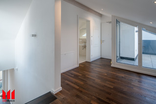 Studio di lavoro soffitta 1