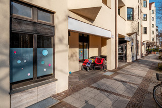 Área de entrada, patio delantero