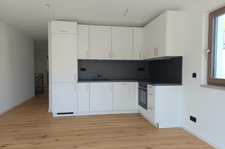 Cucina attrezzata con elettrodomestici