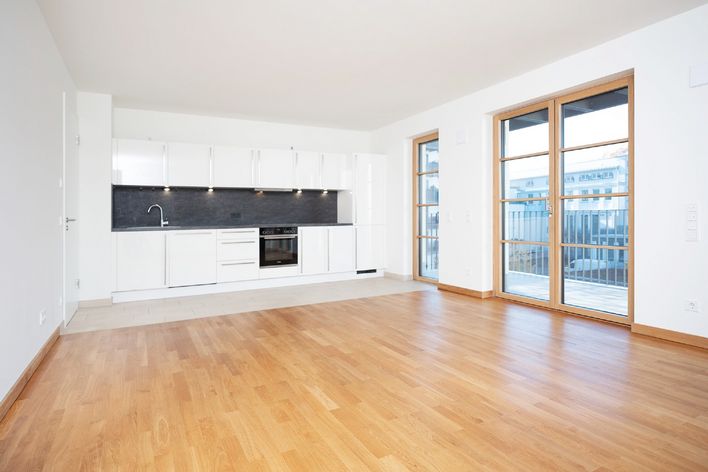 Familienfreundlich! 4Zi-Whg mit Westbalkon,EBK, Aufzug,TG,U-Bahnlage!