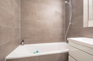 Kinderbad mit WC und WM