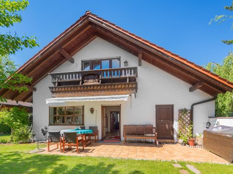 Casa unifamiliar independiente, ideal para familias, en una zona tranquila cerca de S-Bahn