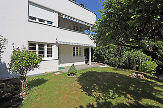 Garten mit Terrasse 1