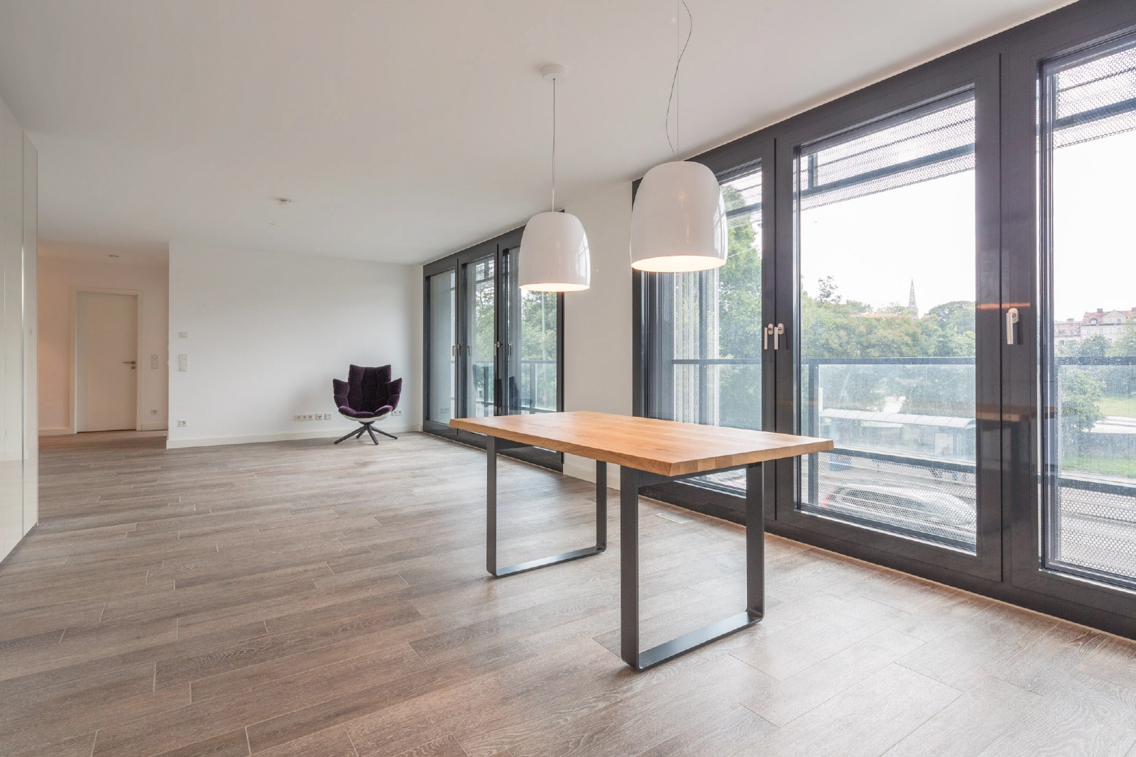 Glockenbachsuiten! Luxuriöse, teilmöblierte 3-Zimmer-WHG mit sensationellen Isarblick! - Photo 2