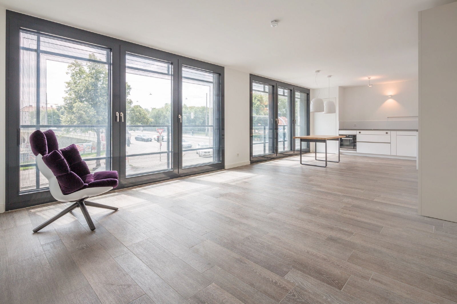 Glockenbachsuiten! Luxuriöse, teilmöblierte 3-Zimmer-WHG mit sensationellen Isarblick! - Photo 1