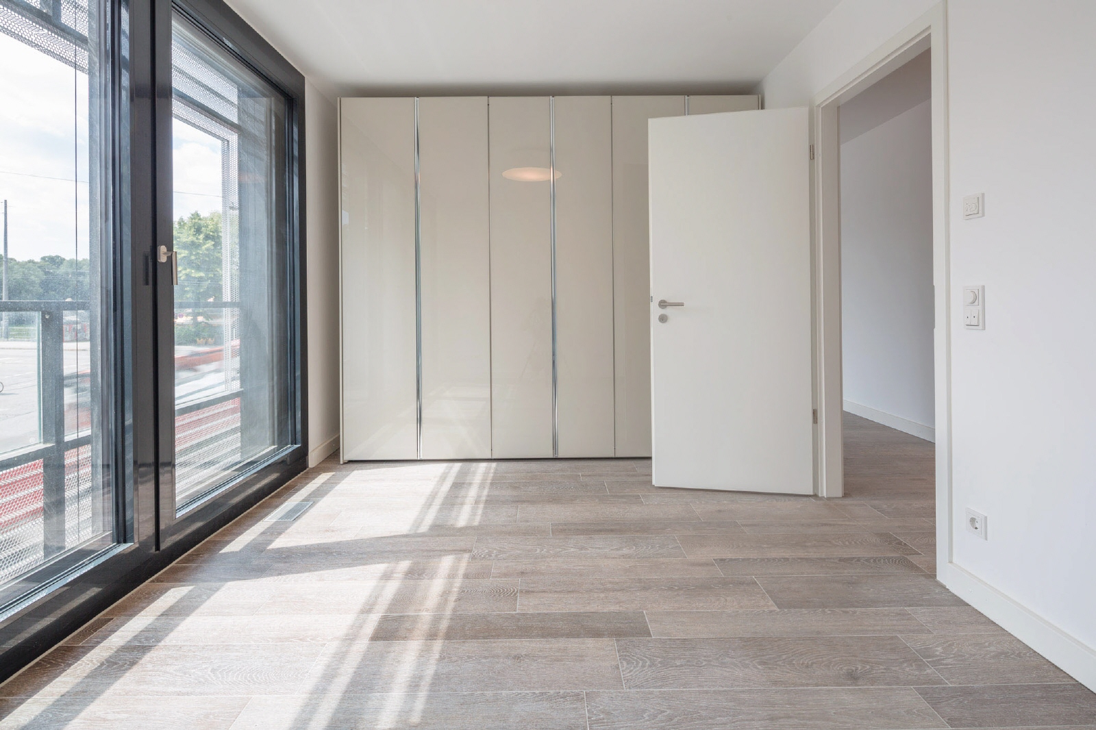 Glockenbachsuiten! Luxuriöse, teilmöblierte 3-Zimmer-WHG mit sensationellen Isarblick! - Photo 3