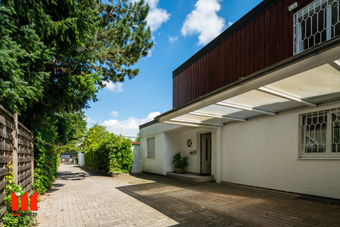 Grunwald Cubic Dhh With 11 Meter Pool South Garden Garage And Carport Maier Immobilien Munchen