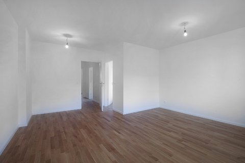 Kernsanierte Appartamento di 2.5 locali con balcone esposto a sud-ovest vicino alla metropolitana (Pocci) e Wies&#039;n