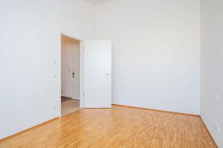 Schlafzimmer Bild 2