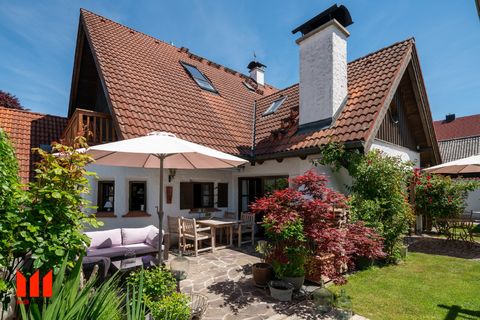 Mehrgenerationenhaus! Traumhaftes Anwesen am ruhigen Ortsrand!