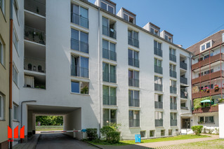 Exterior view of courtyard 1