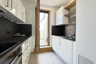 Moderno e senza tempo, accesso alla terrazza sul tetto