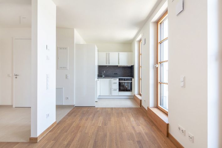 Neues Sendling! Appartement mit DT, EBK, Aufzug,TG,U-Bahnlage!