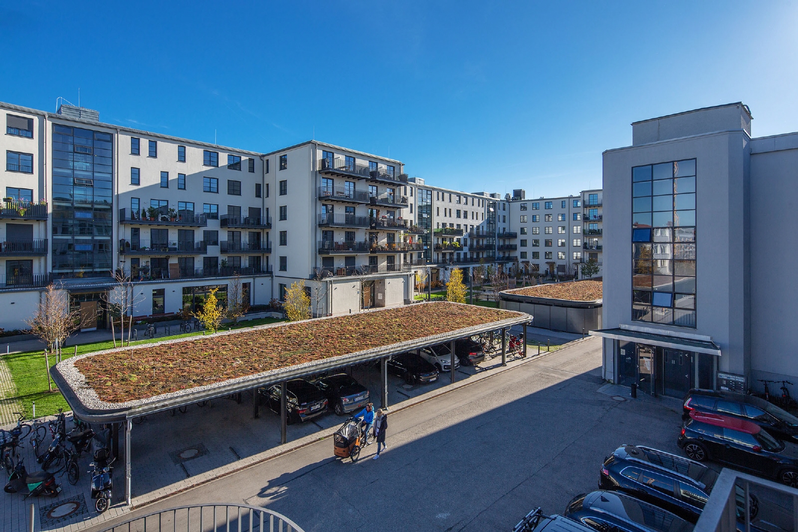 Neues Sendling: Familienfreundliche 3-Zimmerwohnung mit EBK, Aufzug, TG, U-Bahnlage! - Foto 1