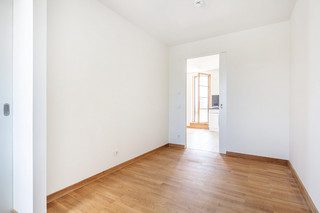 Children's room or office 