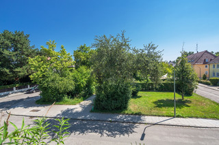 Tizianplatz, Blick Balkon Kind 2