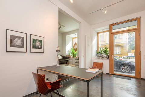 Редкость в Glockenbachviertel! Коммерческий объект с интенсивным движением для жилого использования!