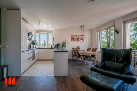 Renovated 3 room WHG with EBK, TG and sunny balcony in a quiet subway location