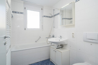 Daylight bathroom