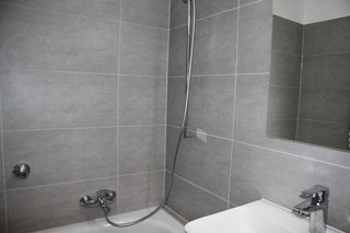 Badezimmer mit Wanne