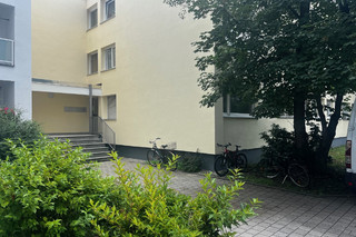 quiet in the rear building