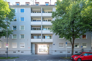 Straßenseite 1