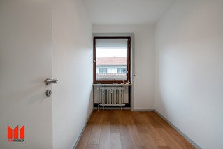 Bureau ou chambre d'amis
