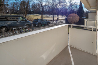 Bureau avec balcon