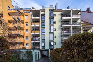 Façade ouest, cour