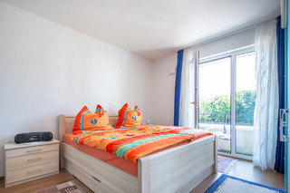 Zugang Balkon auch über Schlafzimmer