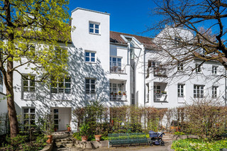 Exterior view 1