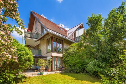 Central mais calme à Starnberg! Bel appartement de 2 pièces avec place de parking simple TG!