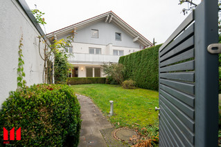 Exterior view 1