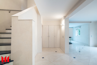 Anteroom 2